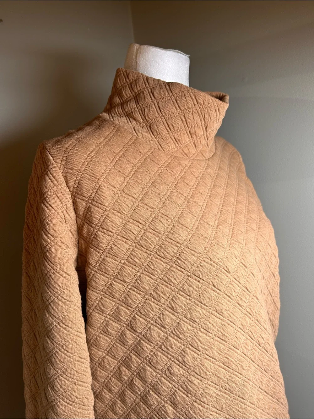 J.Crew Quilted Turtleneck Sweater XS Camel Tan